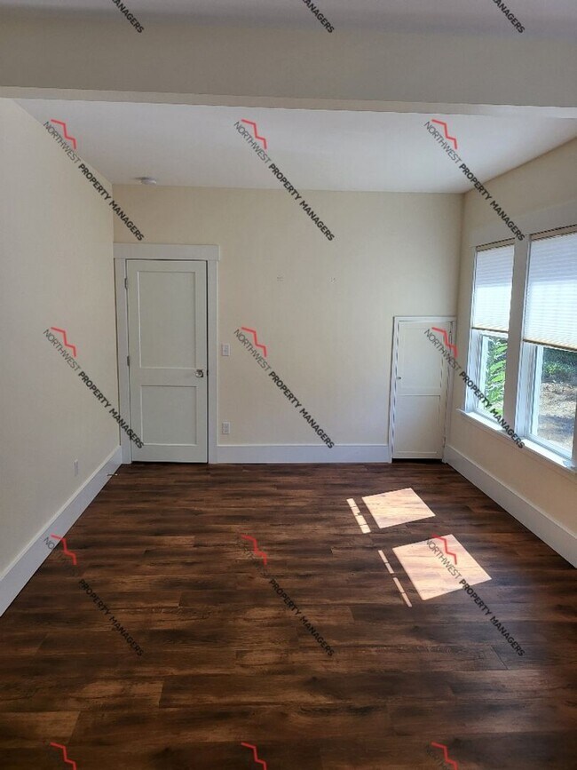 Building Photo - STATUS *PENDING APPLICATION* | R207 | $2100