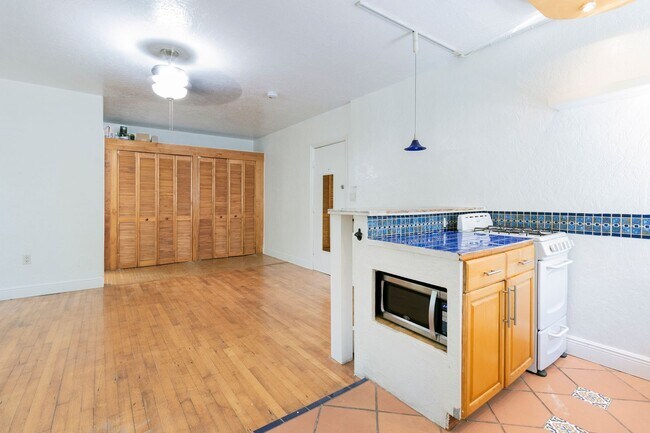 Building Photo - 1525 Meridian Ave