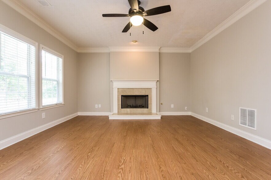 Building Photo - 2159 Caneridge Dr