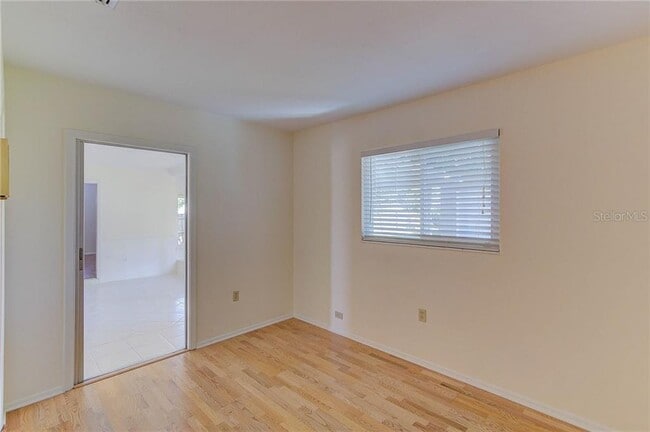 Building Photo - 3208 48th Ave Dr W