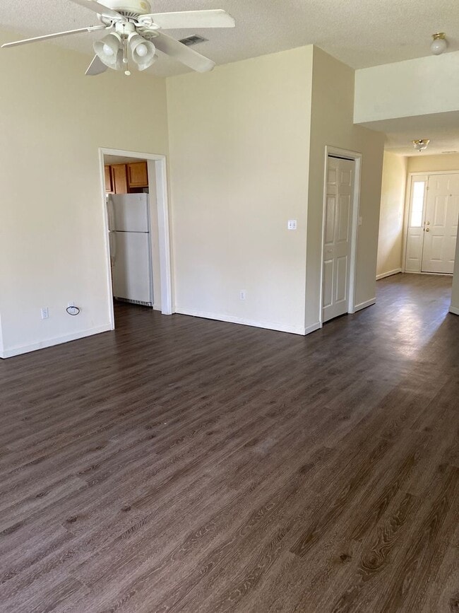 Building Photo - Leasing NOW. Killearn Lakes home with fenced in backyard