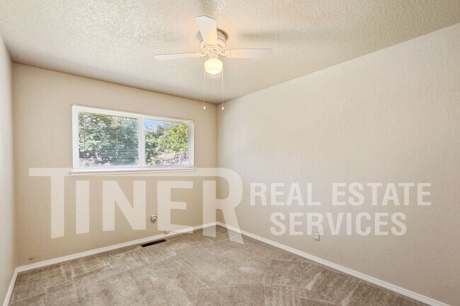 Building Photo - 6138 Cherrelyn Way