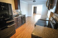 Building Photo - BellS4001