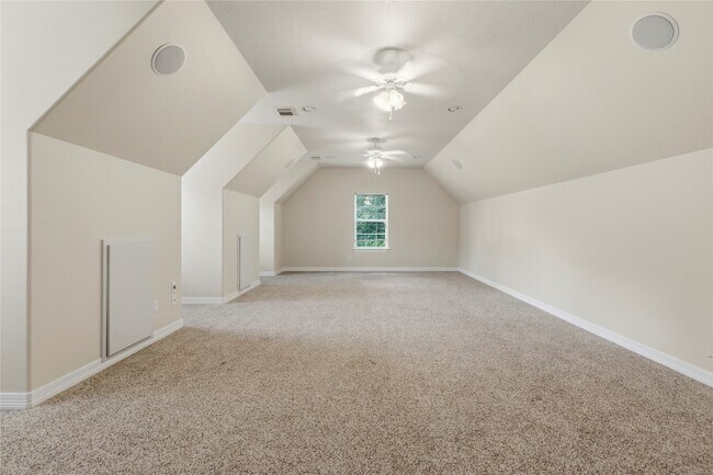 Building Photo - 106 Lazy Springs