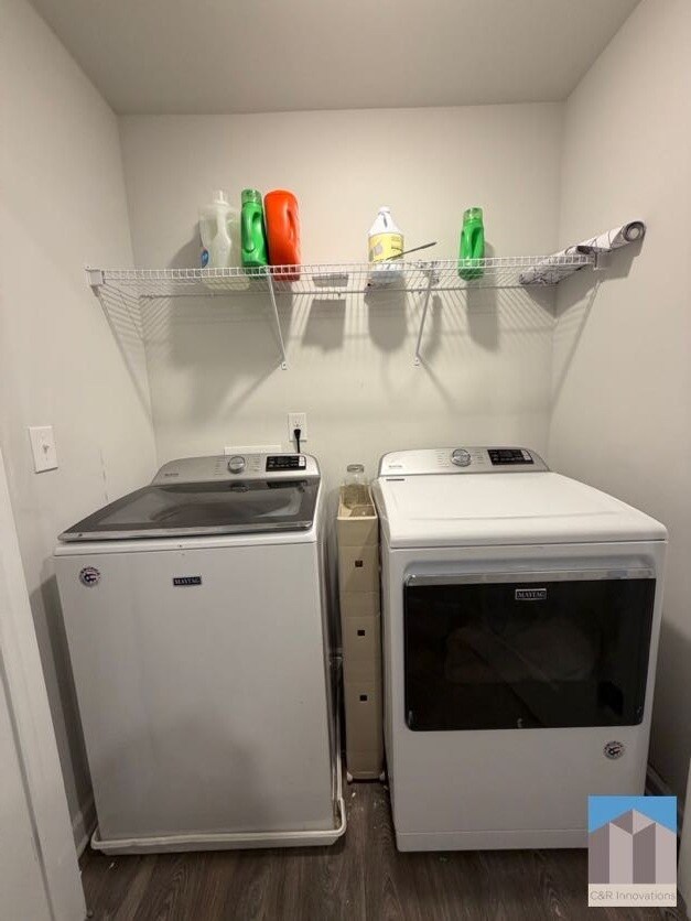 Building Photo - 7565 Knoll Hollow Rd