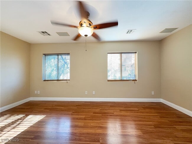 Building Photo - 1353 Robbers Roost Ave