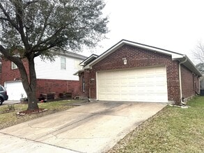 Building Photo - 8915 Canton Park Ln