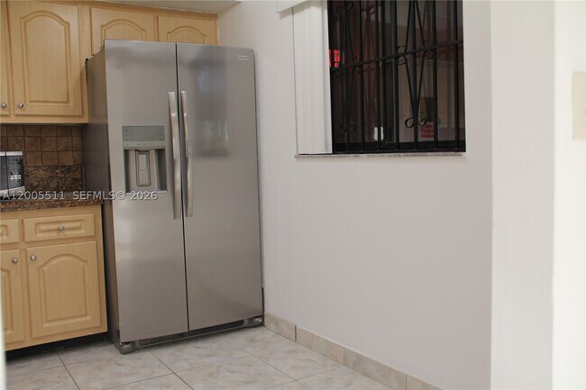 Building Photo - 8700 SW 133rd Ave