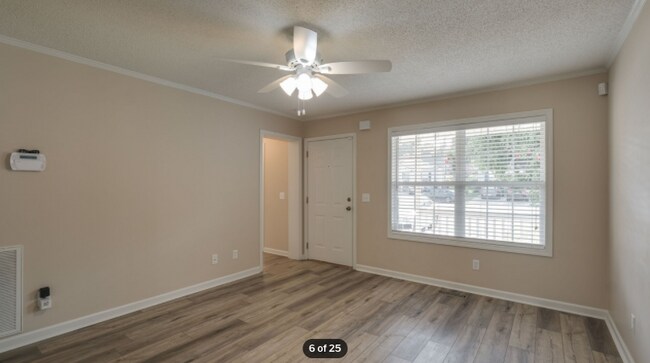 Building Photo - 305 Brittany Park Pl