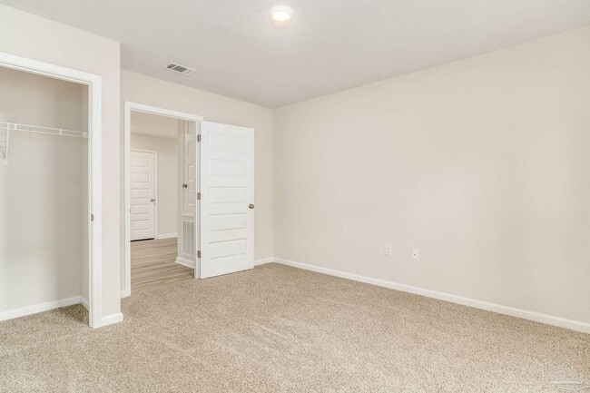 Building Photo - 4423 White Cedar Ct