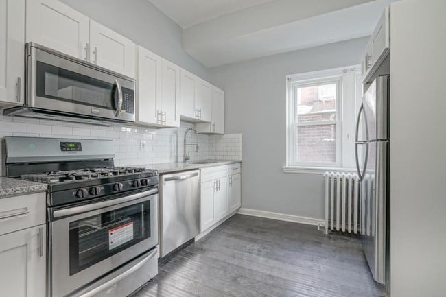 Building Photo - 4809 Baltimore Ave