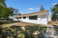 Building Photo - Fort Morgan Tri-plex