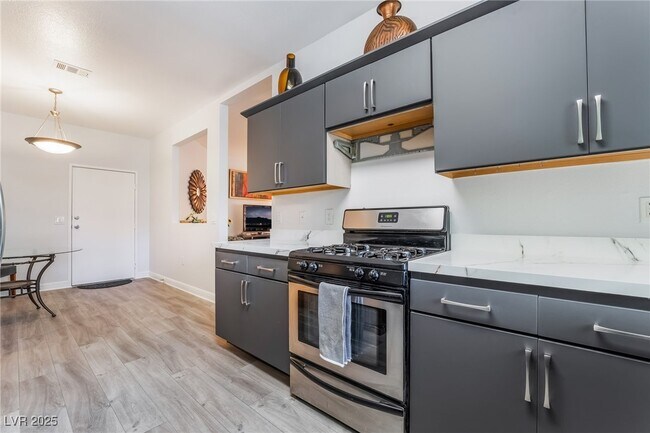 Building Photo - 5250 S Rainbow Blvd