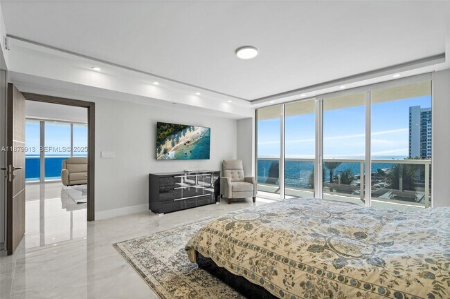 Building Photo - 1830 S Ocean Dr