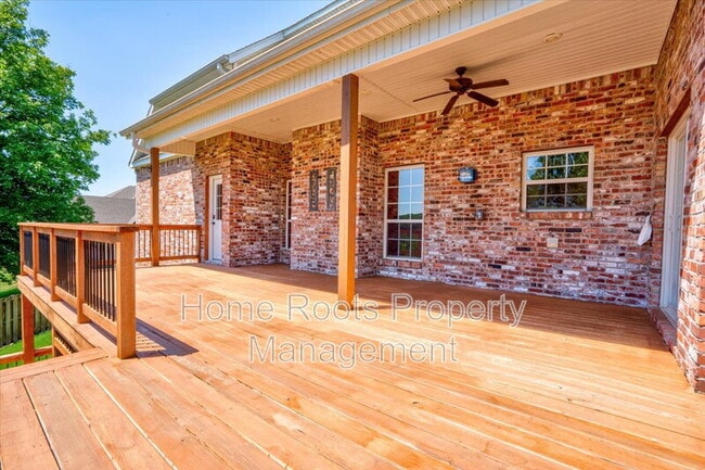 Building Photo - 7135 Sunset Ridge Cir