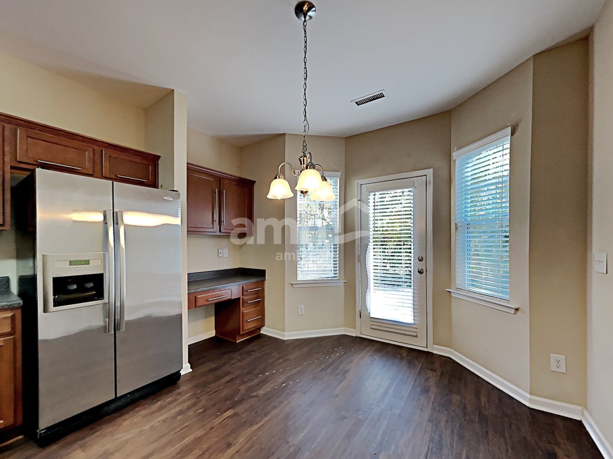 Building Photo - 405 Birch Run Dr