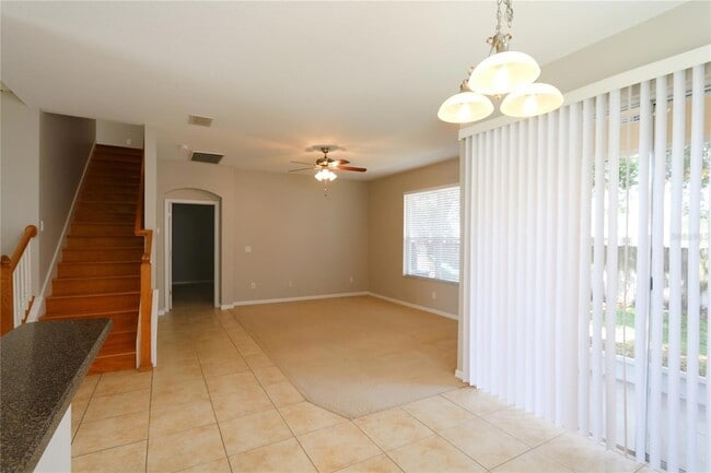 Building Photo - 622 Breezeway Ct