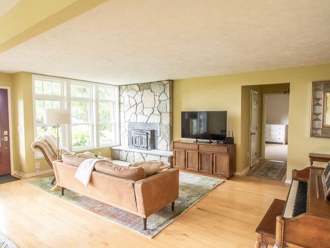 Building Photo - 11552 Chimney Ridge Ct