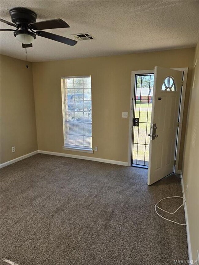 Building Photo - 4325 Brewer Rd