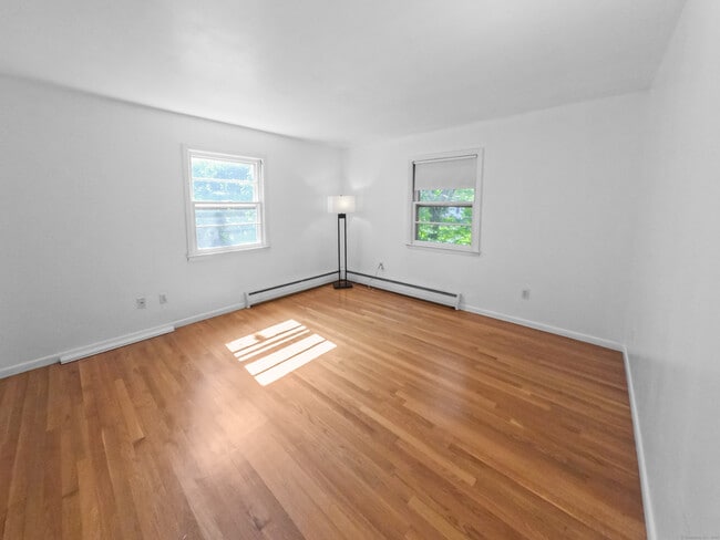 Building Photo - 57 Grasso Terrace