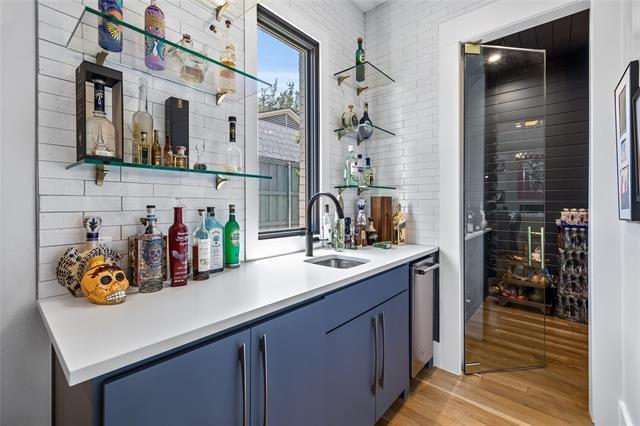 Building Photo - 4431 Myerwood Ln