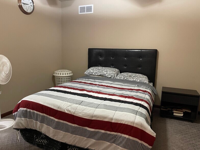 Building Photo - 113 Alton Dr