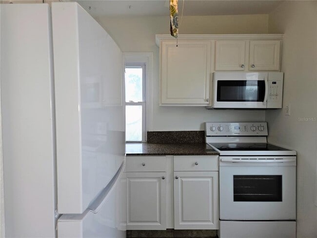 Building Photo - 2808 56th St S