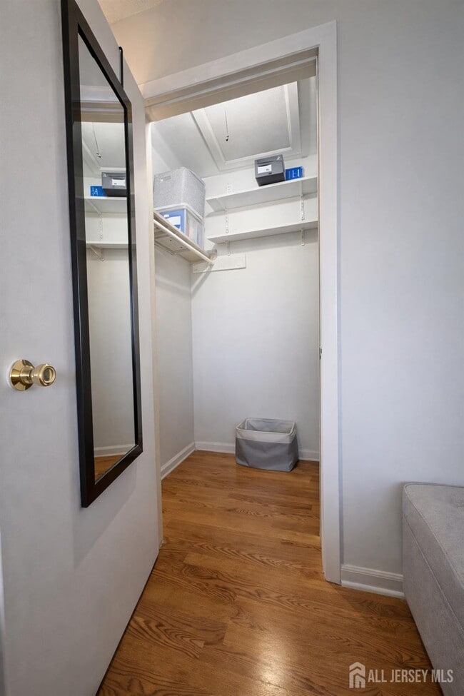 Building Photo - 4910 Ravens Crest Dr