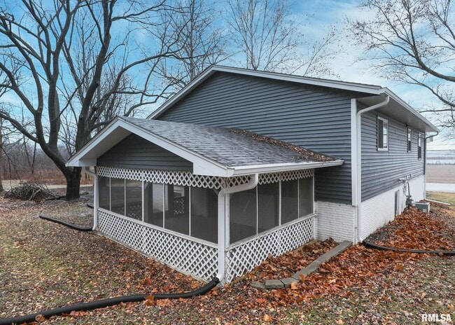 Building Photo - 2800 78th Ave