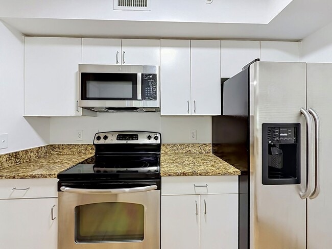Building Photo - Super Cozy 2 bedroom in Desirable Neighborhood in coconut creek