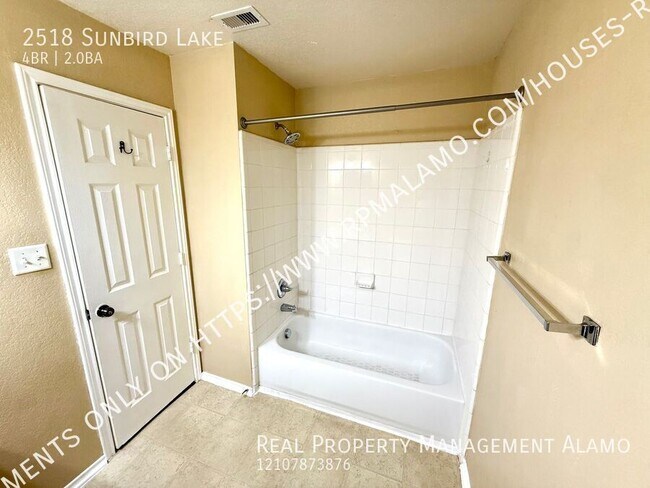 Building Photo - 2518 Sunbird Lk
