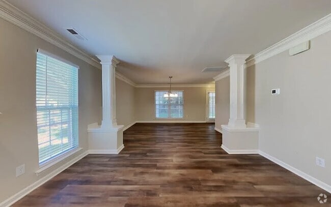 Building Photo - 7515 Starvalley Dr