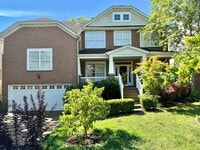 Building Photo - 3 Bed, 2 Offices, 2.5 Bath w/ 2 Car Garage in McKays Mill