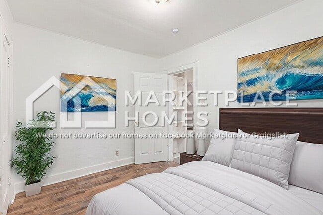 Building Photo - 6065 Plainview Ave