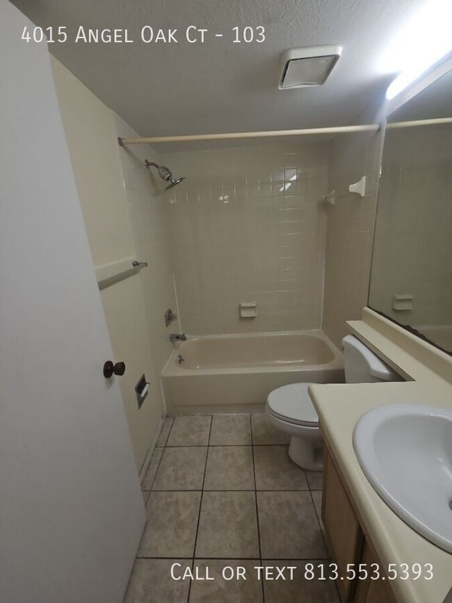 Building Photo - 4015 Angel Oak Ct