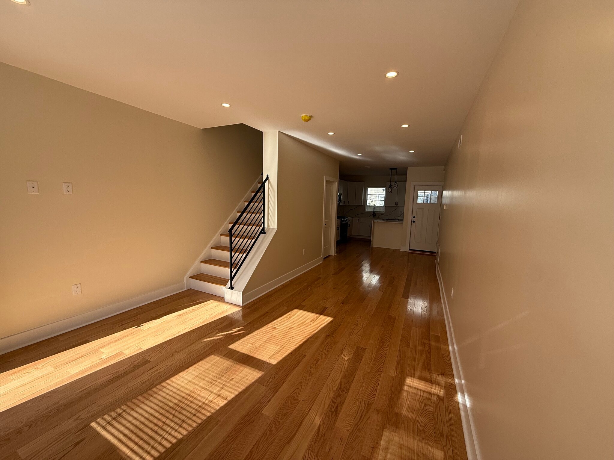 Building Photo - 2513 W Seybert St