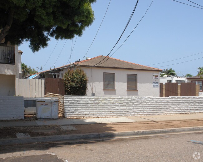 Building Photo - 78 Oaklawn Ave