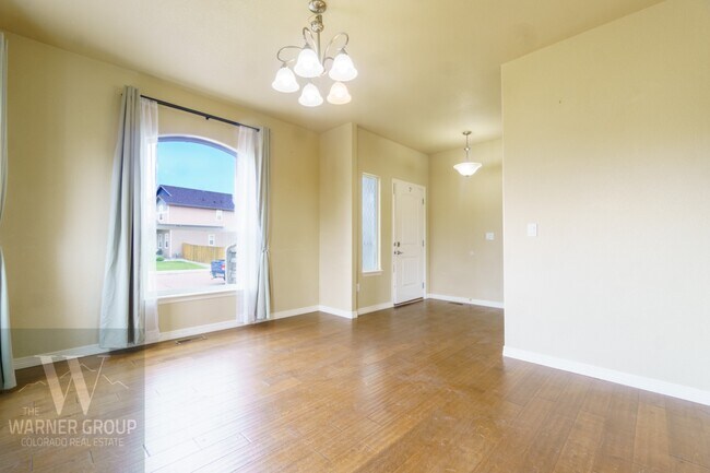Building Photo - 10652 Abrams Dr