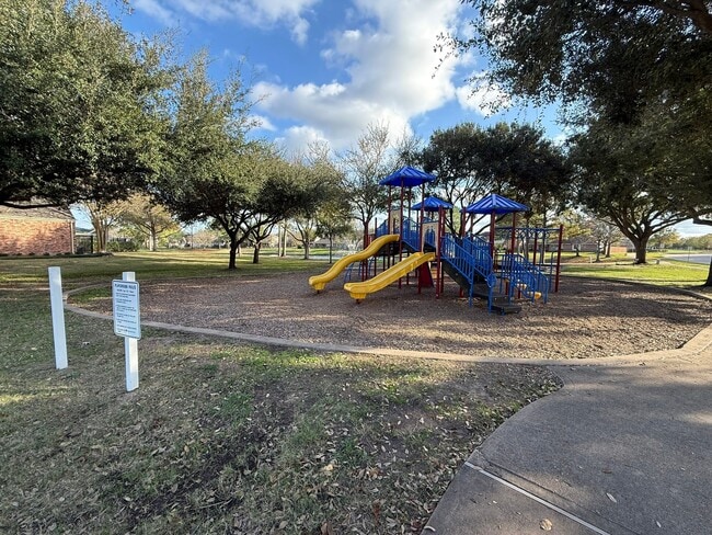 Building Photo - 14906 White Forge Ln