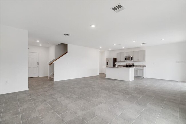 Building Photo - 5682 Nispero Wy