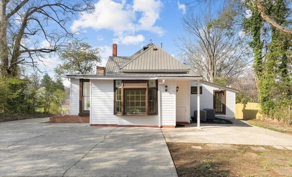 Building Photo - 109 Margaret St