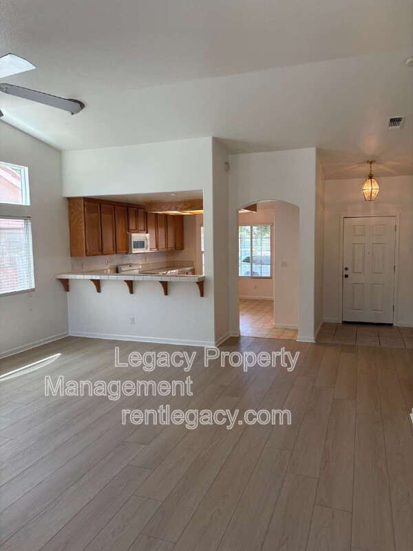 Building Photo - 9829 Lucca Way