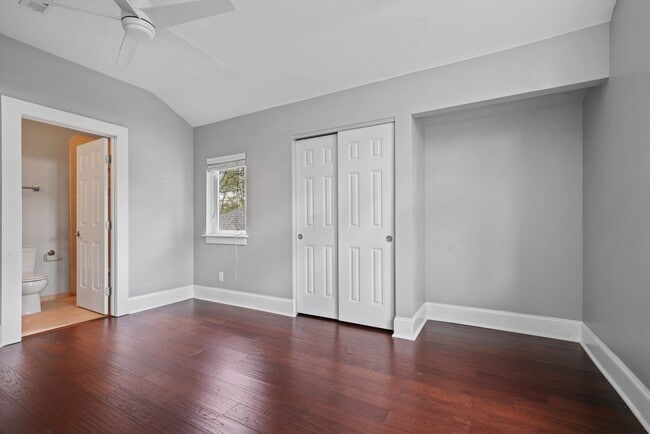 Building Photo - 2370 Elm St