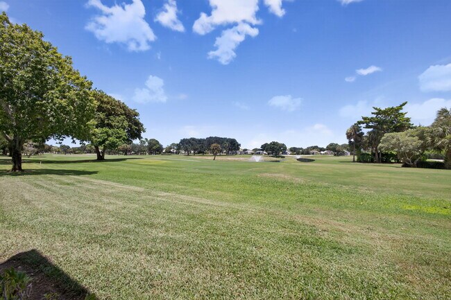 Building Photo - 12790 Briarlake Dr