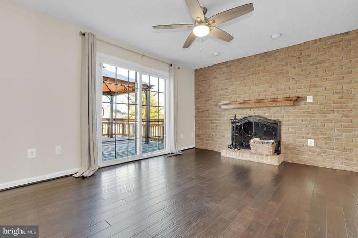 Building Photo - 6209 Derby Dr