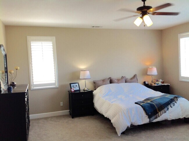 Building Photo - 1117 Mt Dana Dr