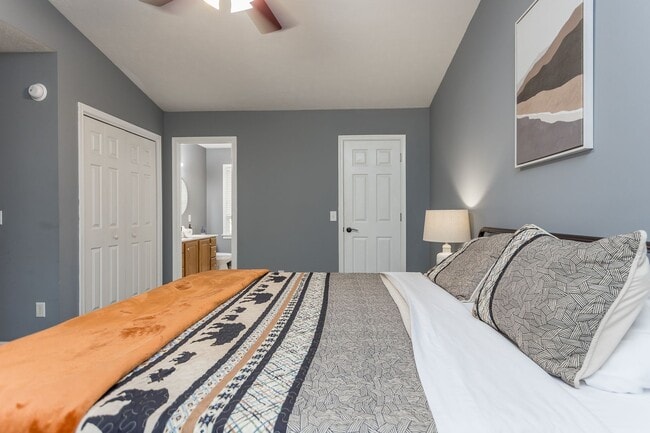 Building Photo - 3 Bedroom Home in Massanutten!!!