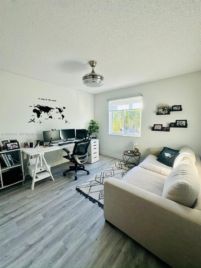 Building Photo - 1652 Orchid Bend