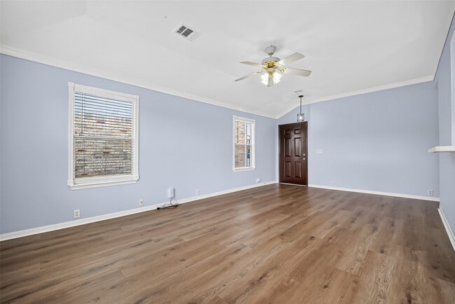 Building Photo - 510 Cypresswood Trce