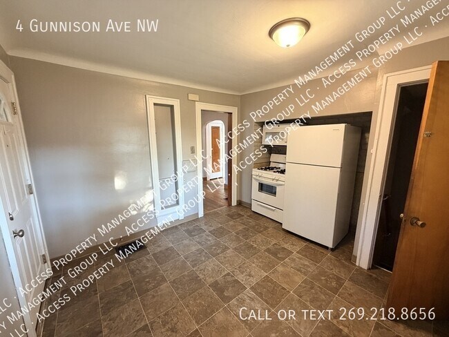 Building Photo - 4 Gunnison Ave NW